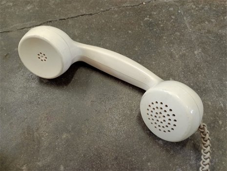 Antieke witte telefoon met draaischijf - 3