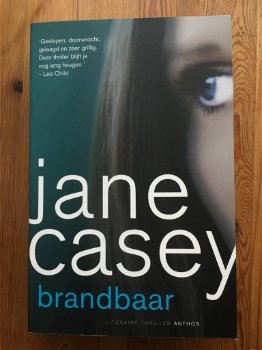 Jane Casey met Brandbaar - 0