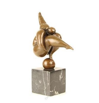brons beeld ,pikante dikke dame - 5