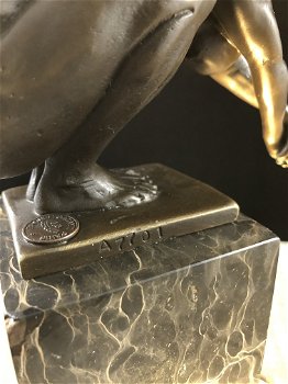 brons beeld , zwemmer - 4
