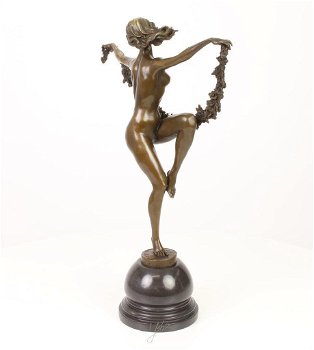 brons beeld , dansende pikante dame - 5