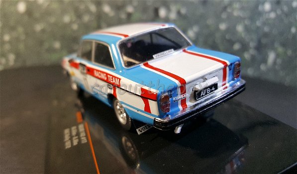 Volvo 142 #17 1972 wit 1/43 Ixo V880 - 2