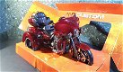 Harley Davidson CVO Tri Glide 2021 rood 1/12 Maisto MA250 - 1 - Thumbnail