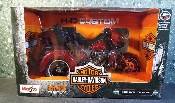 Harley Davidson CVO Tri Glide 2021 rood 1/12 Maisto MA250 - 3