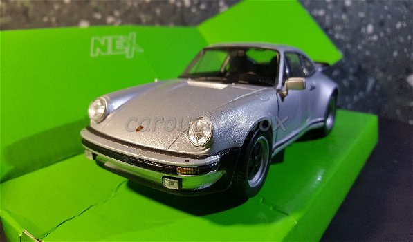 Porsche 911 Turbo 3.0 grijs 1/24 Welly W098 - 1