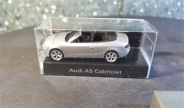 Luxe Audi A5 / S5 cabrio pers map met miniaturen 1/87 - 4