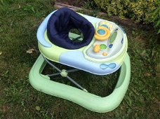 Loopstoel , Chicco - Met de Chicco loopstoel leert je baby zijn of haar eerste stapjes zetten.