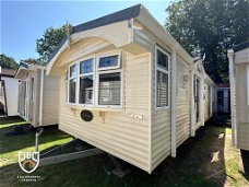 Willerby Lyndhurst | 2e Hands Stacaravan met CV &Dubbel Glas