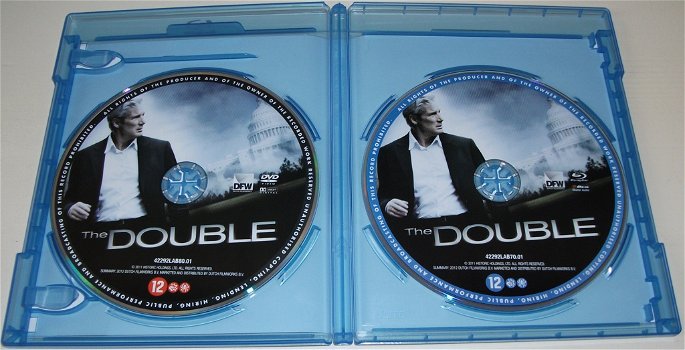 Blu-Ray *** THE DOUBLE *** 2-Disc Blu-Ray + DVD Combopack - 3