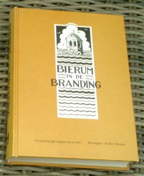Bierum in de branding.1940-1945. ISBN 9070287277. - 0