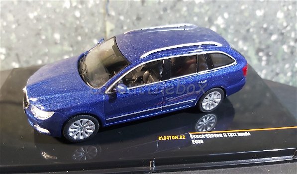 Skoda Superb II combi 2008 blauw 1/43 Ixo V888 - 0