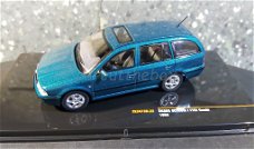 Skoda Octavia I blauw 1/43 Ixo V891