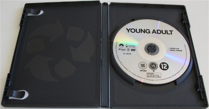 Dvd *** YOUNG ADULT *** - 3
