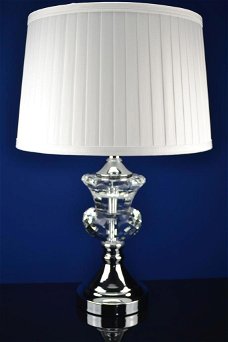 AANBIEDING kristallen lamp Axola nr 048