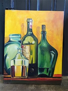 Kleurrijk schilderij met flessen
