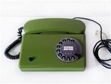 Vintage groene telefoon met draaischijf