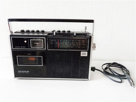 Transistor radio / draagbare radio Universum - 0