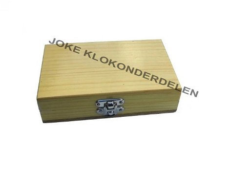 = 6 Schroevendraaiertjes in houten kistje=29379 - 1