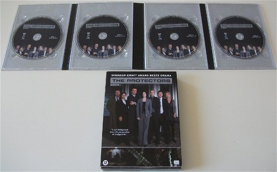 Dvd *** THE PROTECTORS *** 4-DVD Boxset Seizoen 1 - 3