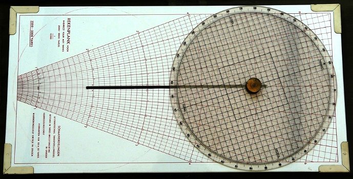 Rekenplank Indirect Vuur Tanks, met Foedraal en Toebehoren, Koninklijke Landmacht, jaren'50/'60.(7) - 4