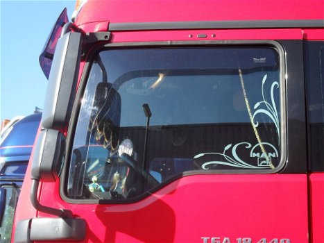 MAN truck licht getinte zijwindschermen TGX TGL TGM spoilers visors - 4