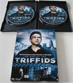 Dvd *** THE DAY OF THE TRIFFIDS *** 2-DVD Boxset Mini-Serie - 3