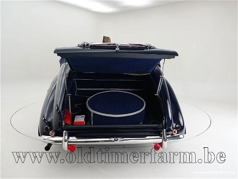 Bentley MK VI Cabriolet by Park Ward '51 CH28LJ - 6