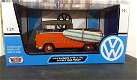 VW T1 type 2 met surf plank bruin/oranje 1/24 Motormax Mo038 - 3 - Thumbnail