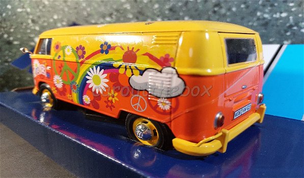 VW T1 type 2 FLOWER POWER 1/24 Motormax Mo027 - 2