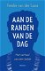 Femke van der Laan - Aan De Randen Van De Dag (Hardcover/Gebonden) - 0 - Thumbnail