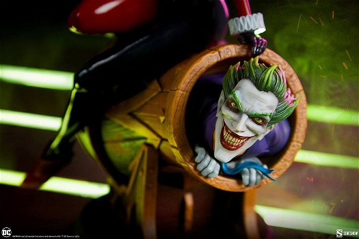 Sideshow - DC Comics Diorama Harley Quinn and The Joker - 1