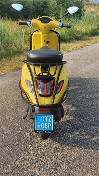 Mooie full option Vespa sprint scooter - 3