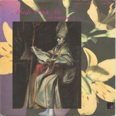 Vic Reeves – Abide With Me / Black Night (1991)