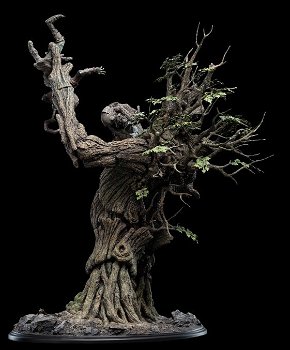 Weta LOTR Leaflock the Ent statue - 1