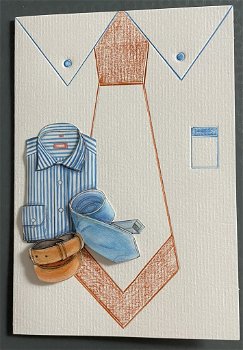 Mannenkleding op een overhemdkaart - 0