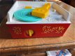 fisher price pick - up , retro met div. plaatje om af te spelen - 0 - Thumbnail