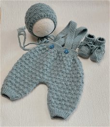 Gebreide Newborn kleding set "Milo".