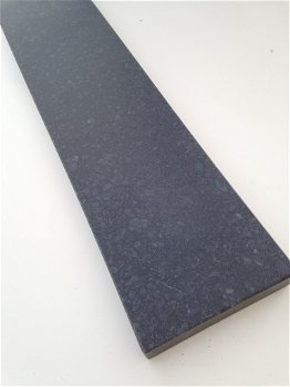Vijverrand Basalt Gezoet 15 cm breed - 5