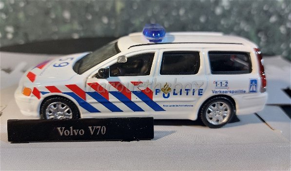 Volvo V70 POLITIE 1/43 Cararama - 0