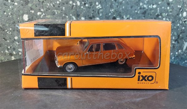 Renault 16 1969 oranje 1/43 Ixo V896 - 3