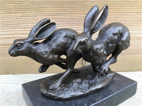 Bronzen beeld , rennende hazen , haas , konijn , beeld - 6