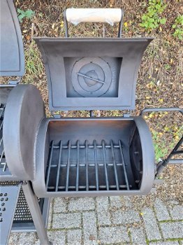 Oklahoma Country Smoker 14 inch barbecue smoker grill - 4