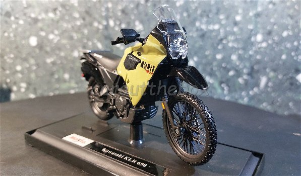 Kawasaki KLR 650 1/18 Maisto MA251 - 1