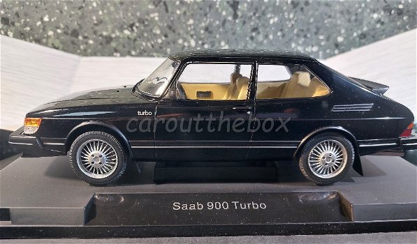 Saab 900 Turbo zwart 1:18 MCG - 0