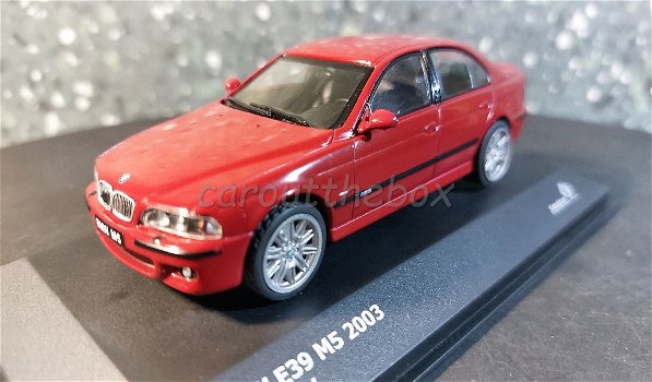 BMW E39 M5 2003 rood 1/43 Solido Sol069 - 1