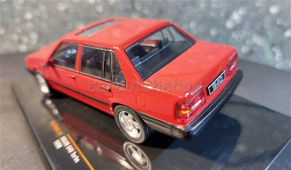 Volvo 940 Turbo 1990 rood 1/43 Ixo V903 - 2