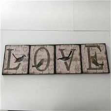 LOVE, muurdecoratie