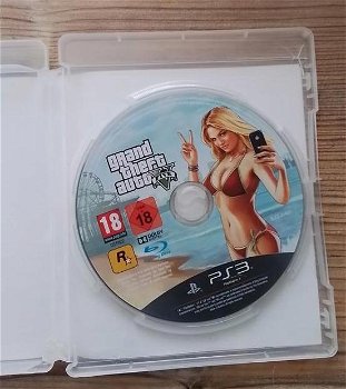Grand Theft Auto V - Playstation 3 - 2