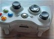 Xbox360 controller. Volledig schoon, nieuwe thumbsticks - 1 - Thumbnail