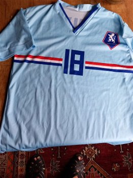 Dirk Kuyt, shirt + broek - nummer 18, - maat 158 - Nederlands elftal - 0